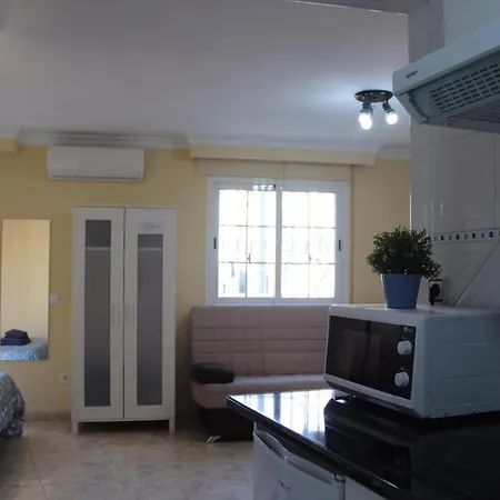 And New With Balcony Close To The 2ºb Apartment *