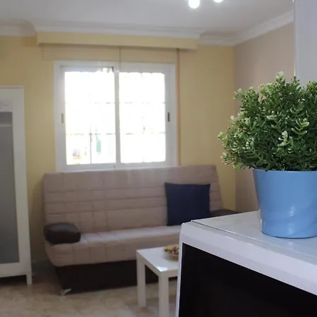 And New With Balcony Close To The 2ºb Apartment *