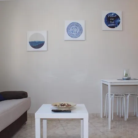 And New With Balcony Close To The 2ºb Malaga